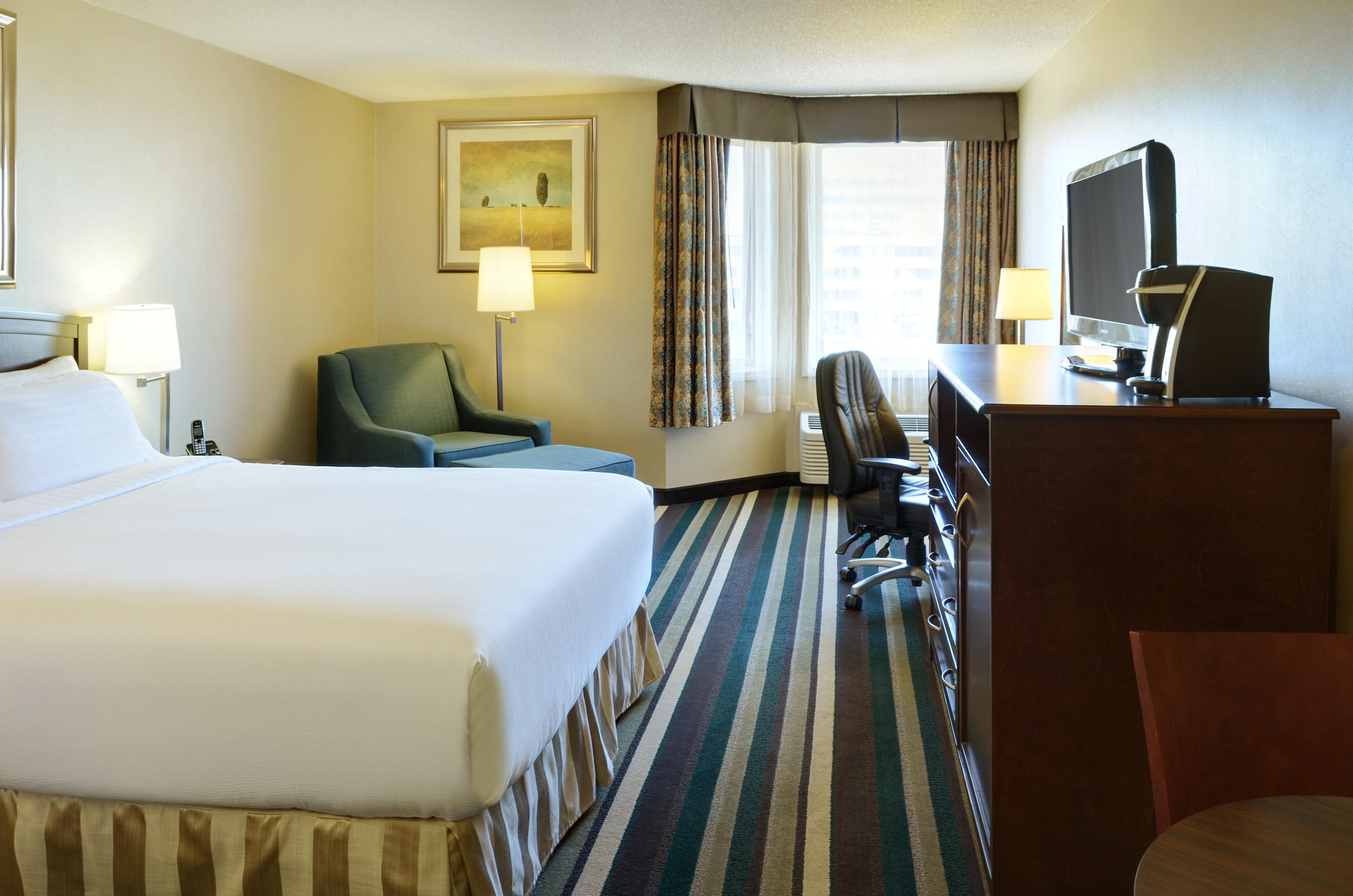 Holiday Inn Conference Centre Edmonton South By Ihg Exterior foto